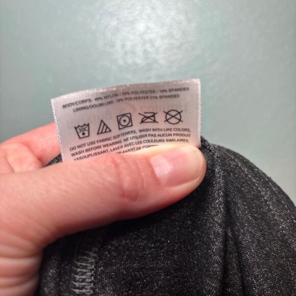 Moving Comfort Urban Gym Capri Leggings Small S Gray Ruched Ankle Tie Workout - Picture 9 of 9